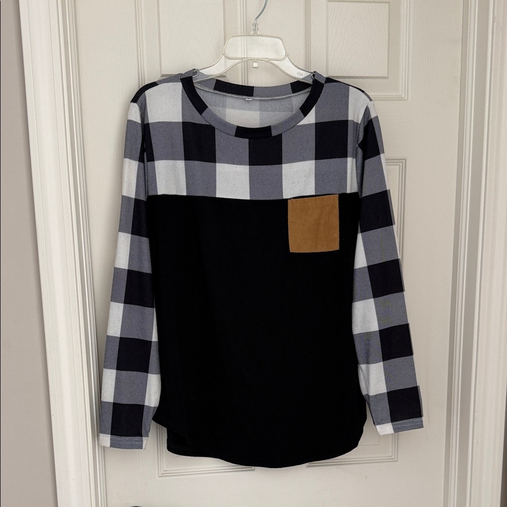 Black and White Plaid Long Sleeve Shirt